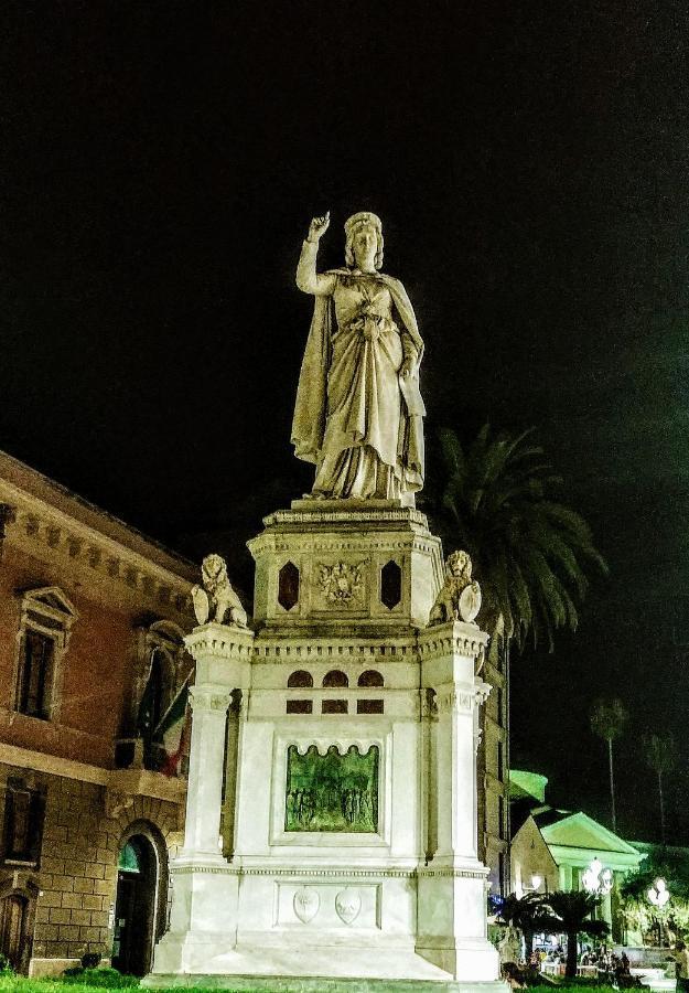 Bed and Breakfast Il Giardino Di Chiara Oristano Exterior foto